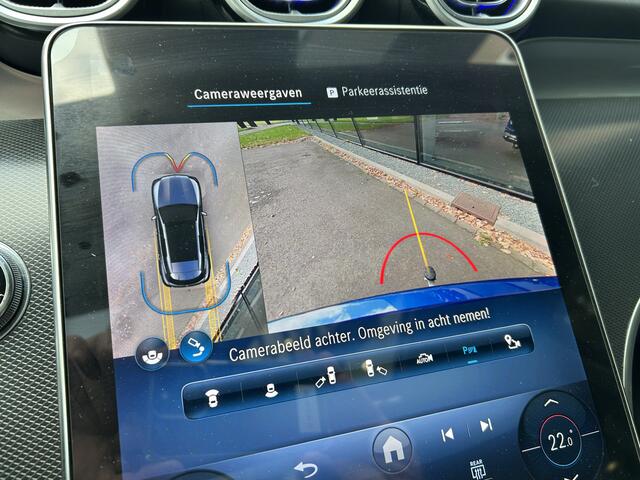 Mercedes-Benz GLC-KLASSE 300e AMG 4Matic // Trekhaak // Massage // Burmester 3D // Multi Contour Stoelen // 360 // Distronic // Panoramadak // AirBalance