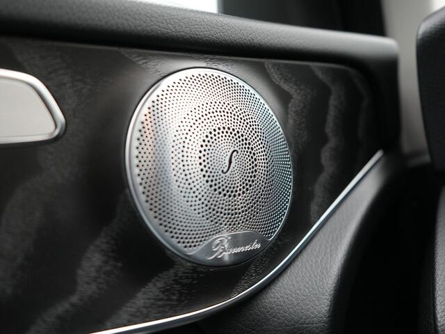 Mercedes-Benz GLC-KLASSE 300e 4MATIC AMG Plug In Hybrid 320pk Dealer O.H PHEV | Panodak | Adaptive Cruise | Burmester Audio | Camera | 20"L.M | Lederen Sportstoelen Verwarmd | Apple Carplay | Blis | Sfeerverlichting | Navigatie | DAB |