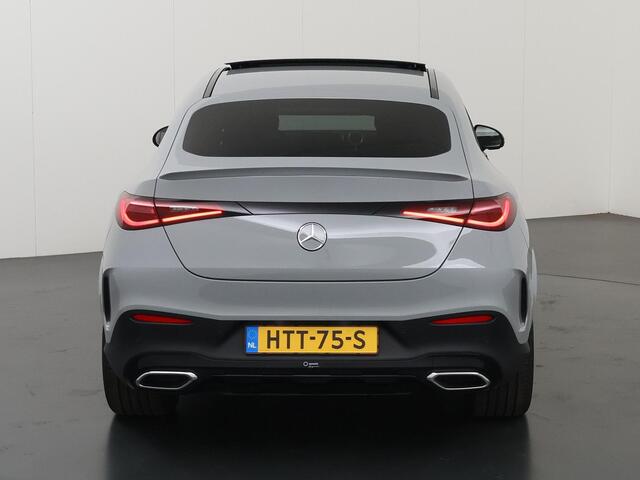 Mercedes-Benz GLC-KLASSE Coupé 300e 4MATIC Business Line | Navigatie | Parkeercamera | Stoelverwarming | Keyless Go |