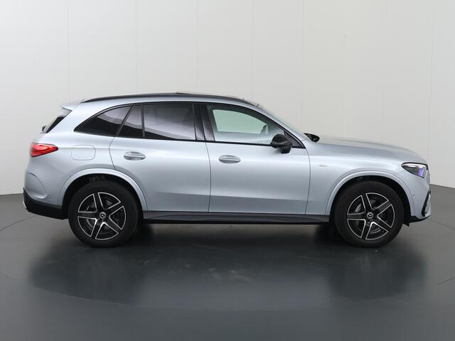 Mercedes-Benz GLC-KLASSE 300e 4MATIC AMG Line | Premium plus | Trekhaak | Winter pakket | Night pakket |