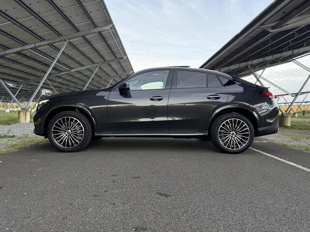 Mercedes-Benz GLC-KLASSE Coupé 300e 4MATIC Sport Edition | Night | Panoramaschuifdak | Trekhaak | Treeplanken | Rijassistentiepakket Plus | Premium pakket |