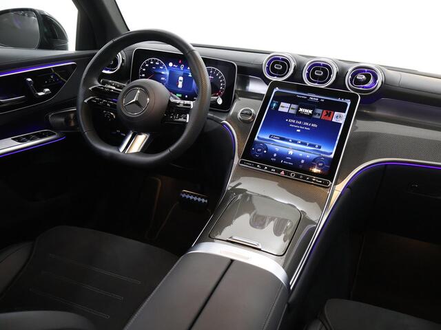 Mercedes-Benz GLC-KLASSE 300e 4MATIC AMG Line | Night | Panoramadak | Rij assistentie pakket | Digital light | Burmester | Winter pakket | Trekhaak |