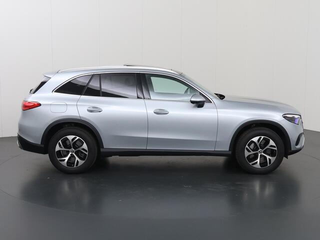 Mercedes-Benz GLC-KLASSE 300e 4MATIC Luxury Line | Nieuwprijs 92303 euro | Premium plus | Massage | Rij assistentiepakket |