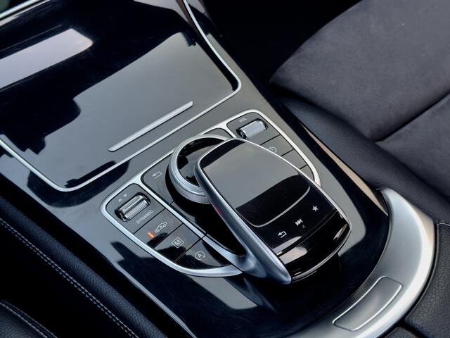 Mercedes-Benz GLC-KLASSE 250 AUT9 4MATIC AMBITION AMG-LINE PANODAK LEDER NAVI CAMERA LED LMV PDC