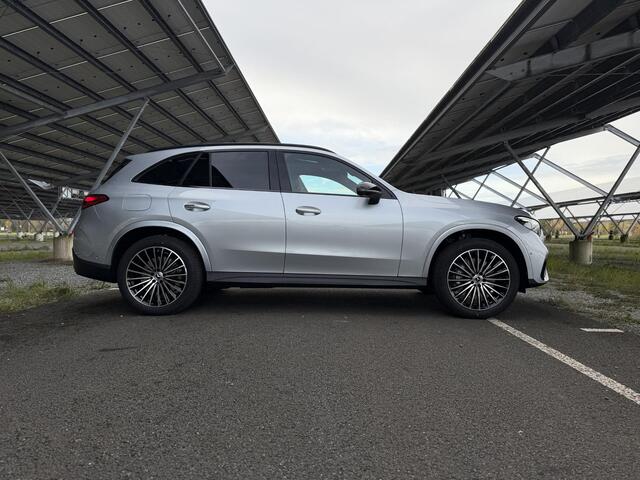 Mercedes-Benz GLC-KLASSE 300e 4MATIC Sport Edition | Night | Panoramaschuifdak | Premium Plus | Head-up | Rijassistentiepakket Plus | Trekhaak | Burmester |