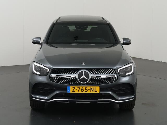 Mercedes-Benz GLC-KLASSE 300e 4MATIC Premium | AMG | Trekhaak | Widescreen | Stoelverwarming | Panoramadak |