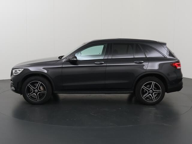 Mercedes-Benz GLC-KLASSE 300e 4MATIC Business Solution AMG | Panoramadak | Trekhaak | 360 camera | Night pakket |