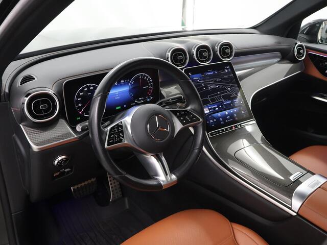 Mercedes-Benz GLC-KLASSE 300e 4MATIC Luxury Line | Panoramadak | Trekhaak | Rijassistentiepakket Plus | Memory stoelen | Sfeerverlichting |