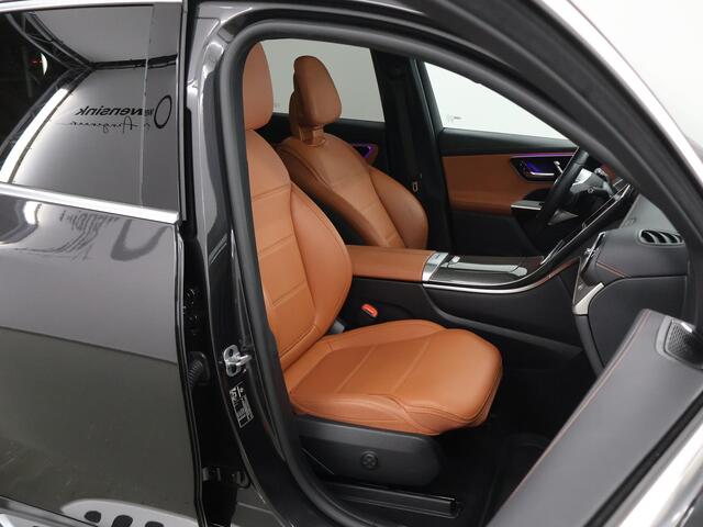 Mercedes-Benz GLC-KLASSE 300e 4MATIC Luxury Line | Panoramadak | Trekhaak | Rijassistentiepakket Plus | Memory stoelen | Sfeerverlichting |