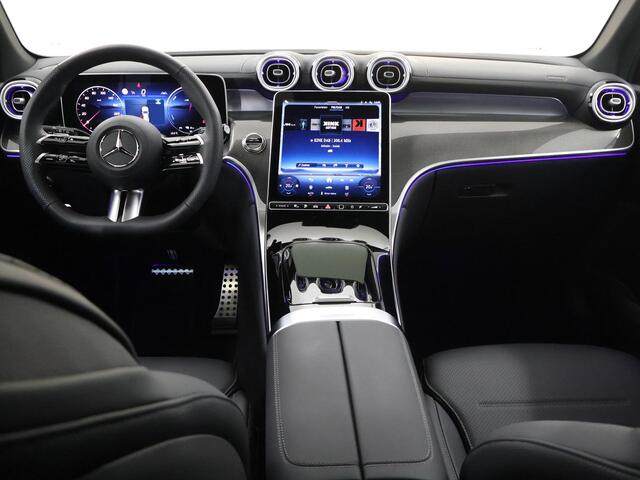 Mercedes-Benz GLC-KLASSE 300e 4MATIC Sport Edition | AMG-line | Night | Panoramadak | Sfeerverlichting | Digital light | 360 camera | Stoelverwarming |