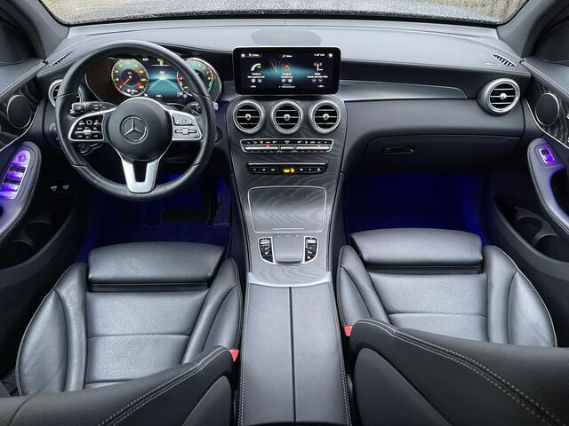 Mercedes-Benz GLC-KLASSE 300e 4MATIC 19"/Leder + memory/Stoel + stuurverwarming/Trekhaak/Camera/Dodehoek/Keyless/Apple Carplay & Android Auto