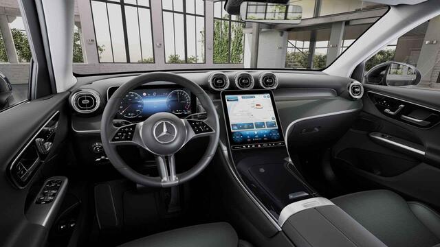 Mercedes-Benz GLC-KLASSE 300e 4MATIC Luxury Line | Trekhaak | Memory | Techniek pakket Offroad | Winter pakket |
