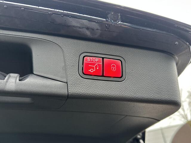 Mercedes-Benz GLC-KLASSE 300e 4MATIC Premium Plus PHEV PLUG-IN HYBRIDE | MEGA VETTE AUTO | PANORAMA DAK | 20INCH | CAMERA | ELEKTRISCHE KLEP | KEYLESS ENTRY + START | DODEHOEK | RIJKLAAR + 12 MND BOVAG GARANTIE!