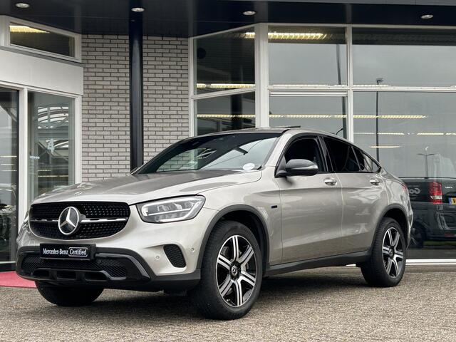 Mercedes-Benz GLC-KLASSE Coupé 300e 4MATIC Schuifdak | Trekhaak | Distronic+