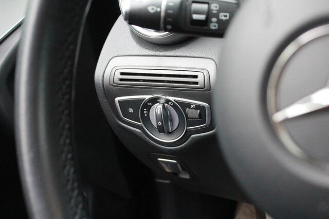 Mercedes-Benz GLC-KLASSE 300e 4MATIC Premium Plus | Pano | Trekhaak | Carplay |