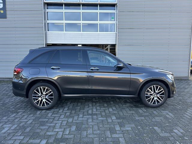 Mercedes-Benz GLC-KLASSE 300e 4MATIC Business Solution AMG