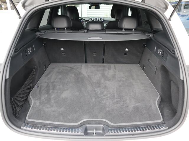 Mercedes-Benz GLC-KLASSE 300e 4MATIC AMG line