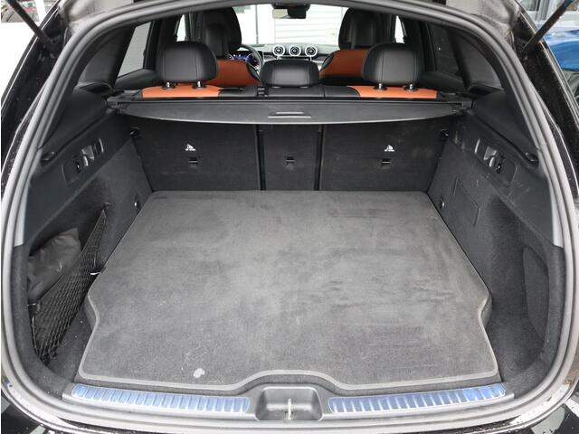 Mercedes-Benz GLC-KLASSE 400e 4MATIC AMG Line