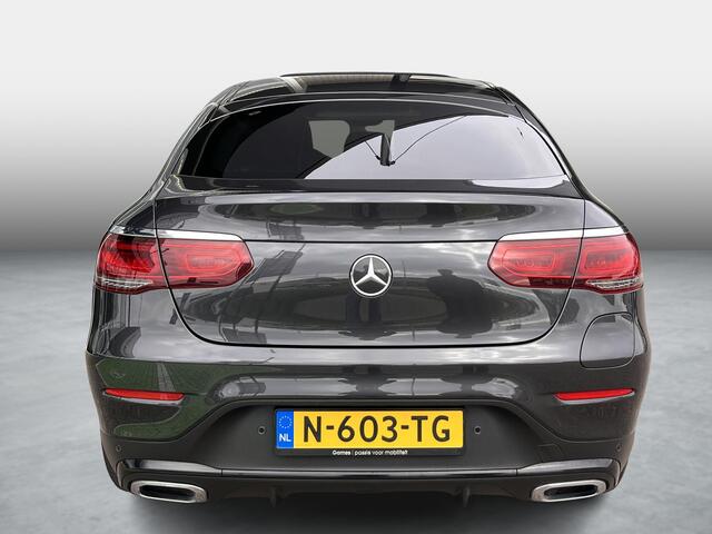 Mercedes-Benz GLC-KLASSE Coupé 300 e 4MATIC | Bruin leer | Schuifdak | AMG Burmester| Rijassistentie pakket| Trekhaak| Keyless Entry| 360 camera | Carplay| Multibeam LED| Sfeerverlichting| Stoelverwarming