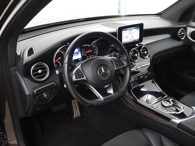 Mercedes-Benz GLC-KLASSE 250 4MATIC Premium | AMG | Panoramadak | Trekhaak | Getint glas | Stoelverwarming | Achteruitrijcamera |
