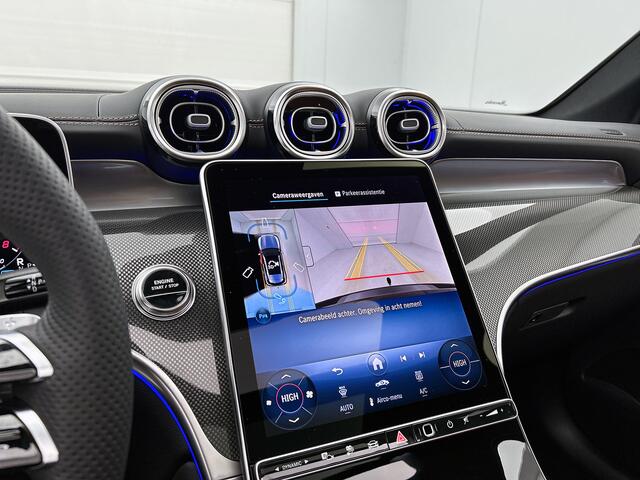 Mercedes-Benz GLC-KLASSE 300e 4MATIC Sport Edition | Premium pakket | Nightpakket | Rijassistentiepakket Plus | Treeplanken | Trekhaak | 360°-camera | Augmented Reality navigatie | DIGITAL LIGHT | Memorypakket |