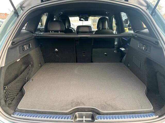 Mercedes-Benz GLC-KLASSE 300de 4MATIC AMG Line Plug-in Hybrid Distronic Night Pakket Trekhaak LED Stuurverwarming Stoelverwarming