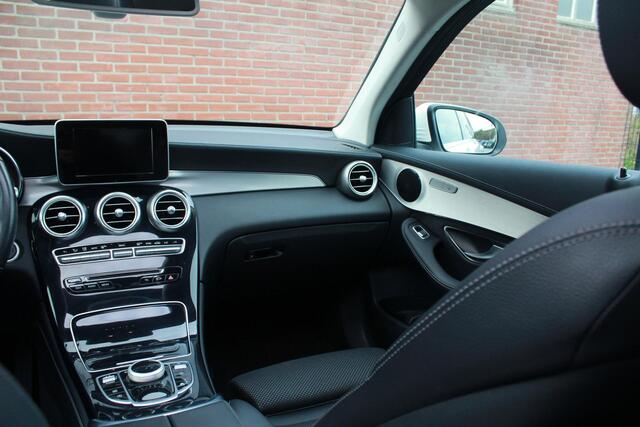 Mercedes-Benz GLC-KLASSE 250 4MATIC | Pano | Trekhaak |