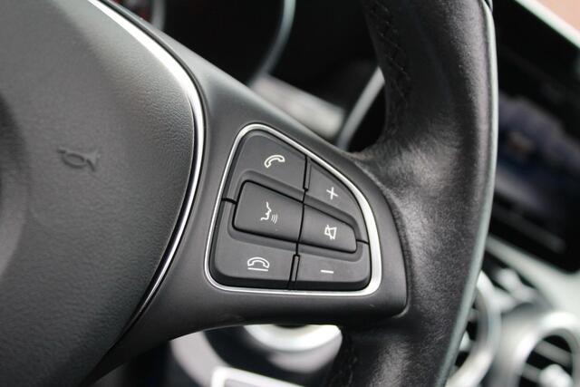 Mercedes-Benz GLC-KLASSE 250 4MATIC | Pano | Trekhaak |