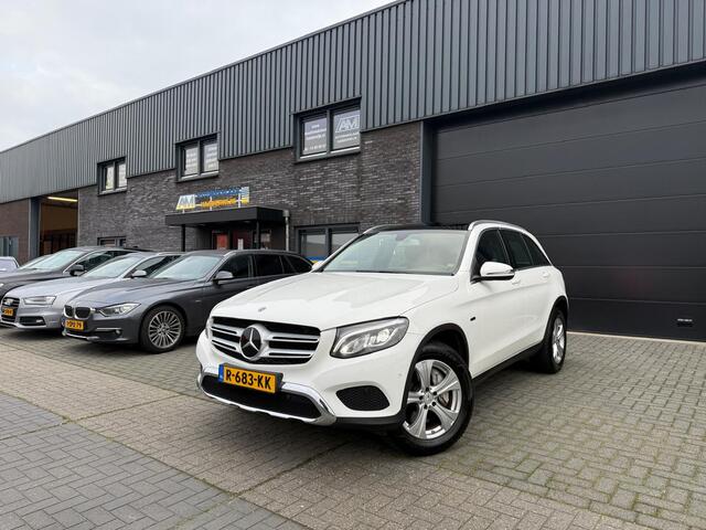 Mercedes-Benz GLC-KLASSE 350e 4MATIC Premium Plus | 12MND GARANTIE | PANODAK | LED | CARPLAY | CRUISE ADAPTIEF | TREKHAAK |