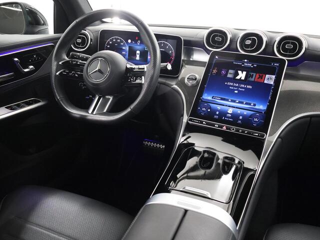 Mercedes-Benz GLC-KLASSE 200 4MATIC AMG Line | Panoramadak | Memory | Trekhaak | Sfeerverlichting | Winter pakket |