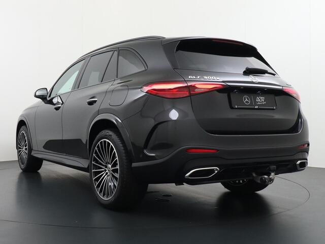 Mercedes-Benz GLC-KLASSE 300e 4MATIC Sport Edition | Memorystoelen | Panorama - Schuifdak | Niveaureling | Trekhaak Wegklapbaar | 360° Camera | Apple Carplay & Android Auto | Sfeerverlichting