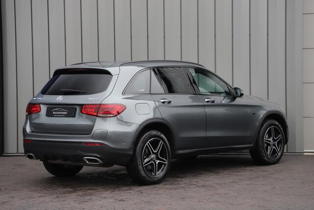 Mercedes-Benz GLC-KLASSE 300e AMG 4-Matic | 320PK | Head-up | Keyless-go | Sfeerverlichting | Multibeam | Stuurwielverw. | Air-balance | 2020.