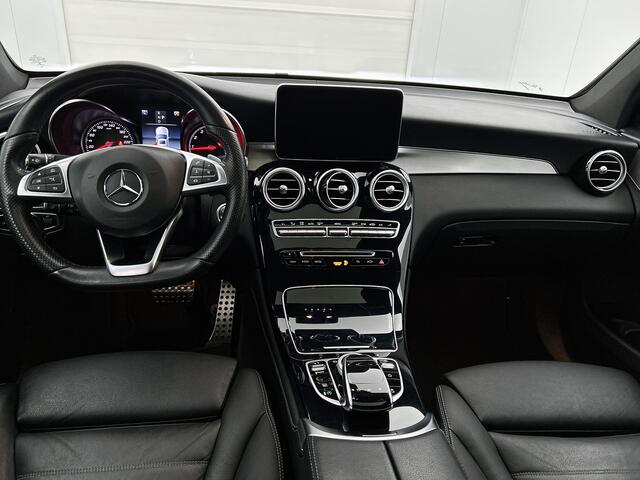 Mercedes-Benz GLC-KLASSE GLC-Coupé 300 4-MATIC AMG | Night pakket | Schuifdak | Treeplanken | Burmester Sound | 360gr Camera | Lederen bekleding | ALL SEASONS banden