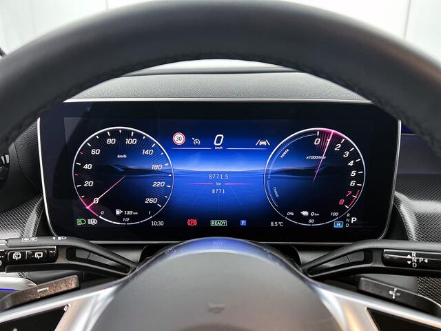 Mercedes-Benz GLC-KLASSE 300 e 4MATIC Plug-In Hybride Trekhaak | Ledkoplampen | Memory Voorstoelen | Achteruitrijcamera | Sfeerverlichting | Dodehoekassistent. Inclusief 24 maanden Mercedes-Benz Certified garantie voor Europa.