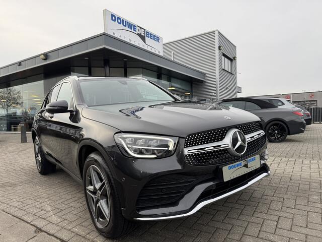 Mercedes-Benz GLC-KLASSE 300e 4MATIC Business Solution AMG Pano-Dak | Camera | Stoelverw. | Elekt. Klep
