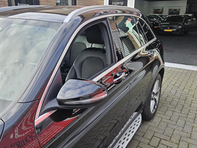 Mercedes-Benz GLC-KLASSE Mercedes-Benz 300 4MATIC AMG line 300 4MATIC *** AUTOMAAT -LEDER-AIRCO-19" WIELEN-CAMERA-FULL OPTIONS -TREKHAAK,etc,etc. ***