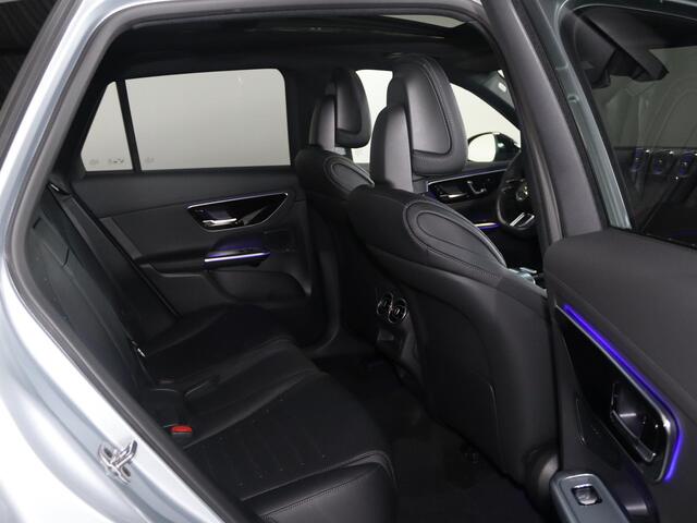 Mercedes-Benz GLC-KLASSE 300e 4MATIC Sport Edition | Panoramaschuifdak | Premium pakket | 360 Camera | Matrix LED koplampen