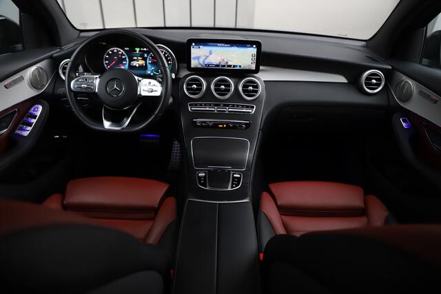Mercedes-Benz GLC-KLASSE Coupé 300e AMG 4-Matic | 320PK | Schuifdak | Burmester | Keyless-go | Sfeerverlichting | Multibeam | Stoelverw. | NL-Auto | 2021.