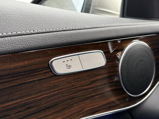 Mercedes-Benz GLC-KLASSE 300e 4MATIC Premium Plus | Panoramadak | Trekhaak | Achteruitrijcamera | Stoelverwarming | Half leder |