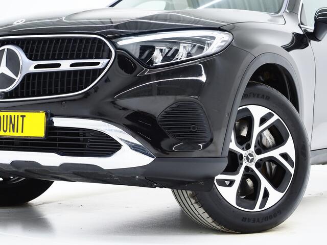Mercedes-Benz GLC-KLASSE 300e 4MATIC 320PK | Leder | Camera | Stoelverwarming | LED | DAB | Climate | Carplay