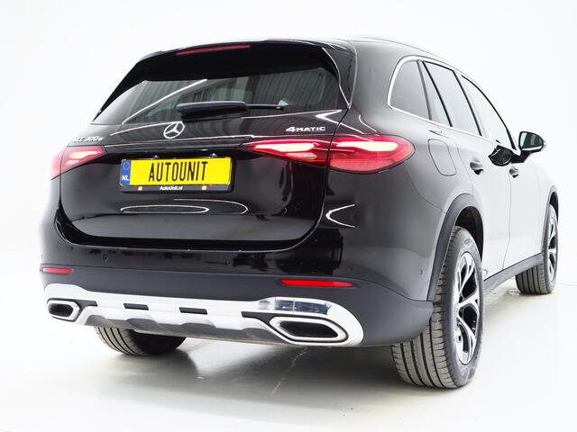 Mercedes-Benz GLC-KLASSE 300e 4MATIC 320PK | Leder | Camera | Stoelverwarming | LED | DAB | Climate | Carplay