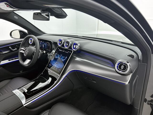 Mercedes-Benz GLC-KLASSE Coupé 300e 4MATIC Business Solution AMG | Advanced Plus Pakket | Panoramaschuifdak | Trekhaak | Nightpakket | AMG Spoiler | 20 inch AMG velgen | Memorypakket | Dodehoekassistent |