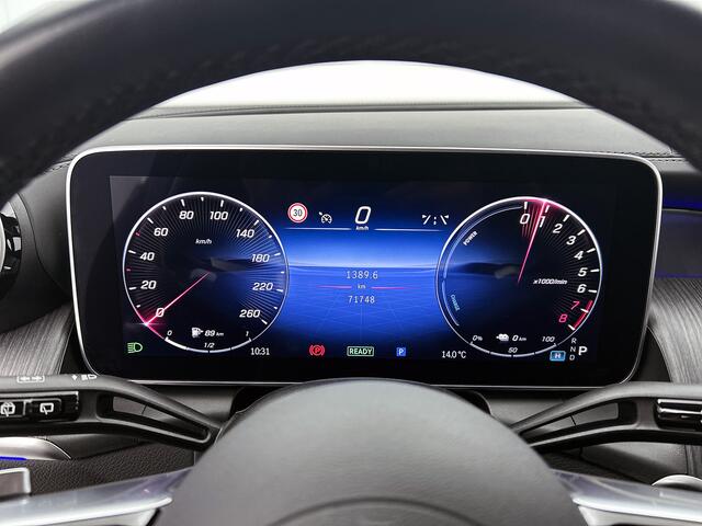 Mercedes-Benz GLC-KLASSE 300 e 4MATIC AMG Plug-In Hybride Luchtvering | Trekhaak | AMG Line | Night Pakket | Achteras besturing | Parkeerpakket met 360°-camera. Inclusief 24 maanden MB Certified garantie voor Europa.