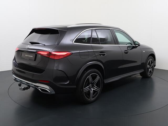 Mercedes-Benz GLC-KLASSE 300 e 4MATIC AMG Line | Pano Trekhaak Memory Digital