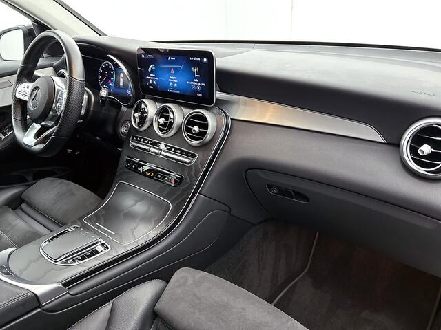 Mercedes-Benz GLC-KLASSE 300 e 4MATIC Business Solution AMG Trekhaak | AMG Line | NIght Pakket | Alarm | 20 Inch AMG Velgen | Ledkoplampen. Inclusief 24 maanden Mercedes-Benz Certified garantie voor Europa.