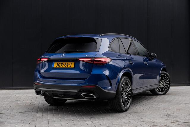 Mercedes-Benz GLC-KLASSE 300e 4MATIC Sport Edition | Panoramaschuifdak | Premium pakket | Nightpakket | Trekhaak | 360° camera | Dodehoekassistent | DIGITAL LIGHT |