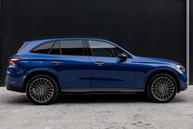 Mercedes-Benz GLC-KLASSE 300e 4MATIC Sport Edition | Panoramaschuifdak | Premium pakket | Nightpakket | Trekhaak | 360° camera | Dodehoekassistent | DIGITAL LIGHT |