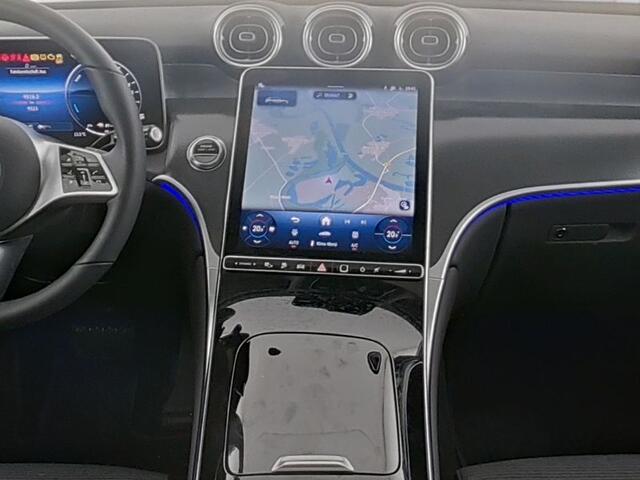 Mercedes-Benz GLC-KLASSE 300 e 4MATIC Plug-In Hybride Trekhaak | Panorama Schuif-Kanteldak | Memory Pakket voorstoelen | Stuur en Stoelverwarming. Inclusief 24 maanden MB Certified garantie voor Europa.