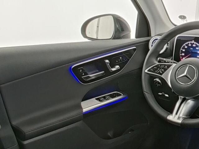 Mercedes-Benz GLC-KLASSE 300 e 4MATIC Plug-In Hybride Trekhaak | Memory Voorstoelen | Ledkoplampen | AC en DC Laden | Stuur en Stoelverwarming. Inclusief 24 maanden MB Certified garantie voor Europa.