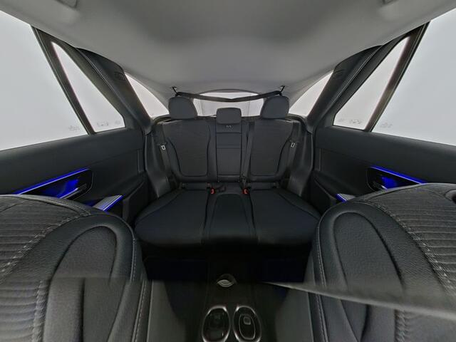 Mercedes-Benz GLC-KLASSE 300 e 4MATIC Plug-In Hybride Trekhaak | Memory Voorstoelen | Ledkoplampen | AC en DC Laden | Stuur en Stoelverwarming. Inclusief 24 maanden MB Certified garantie voor Europa.